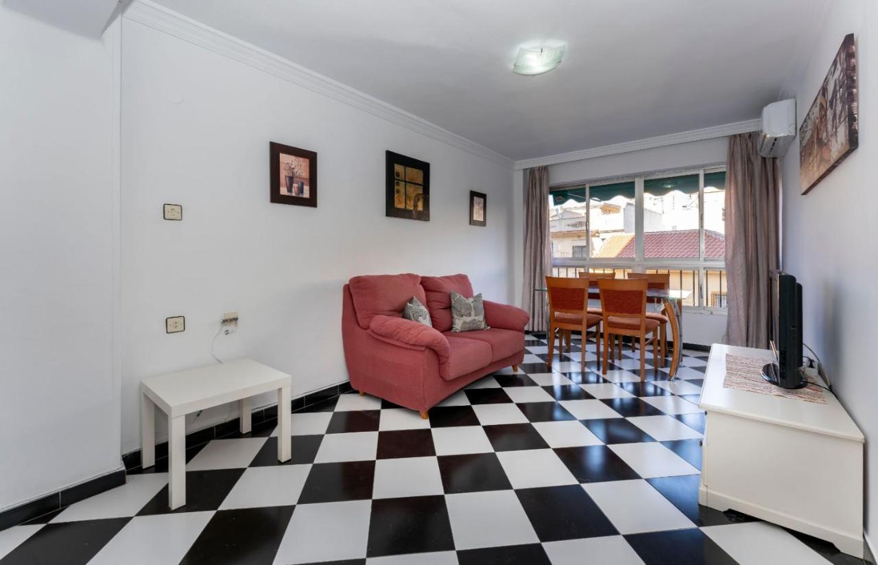 Malaga Downtown And Beach Apartment エクステリア 写真